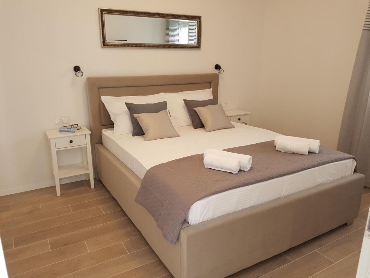 La Vista Apartments ميميتسا المظهر الخارجي الصورة