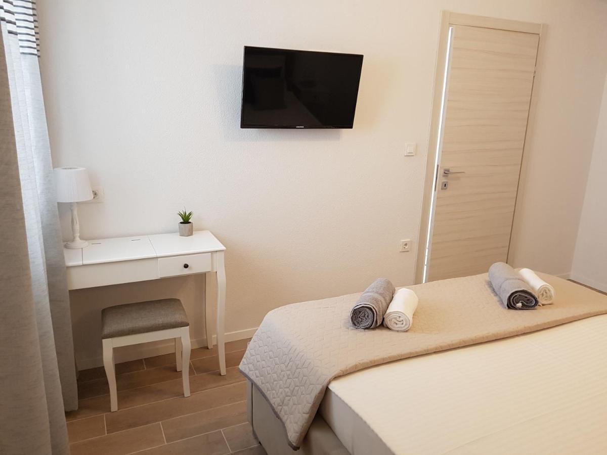 La Vista Apartments ميميتسا المظهر الخارجي الصورة