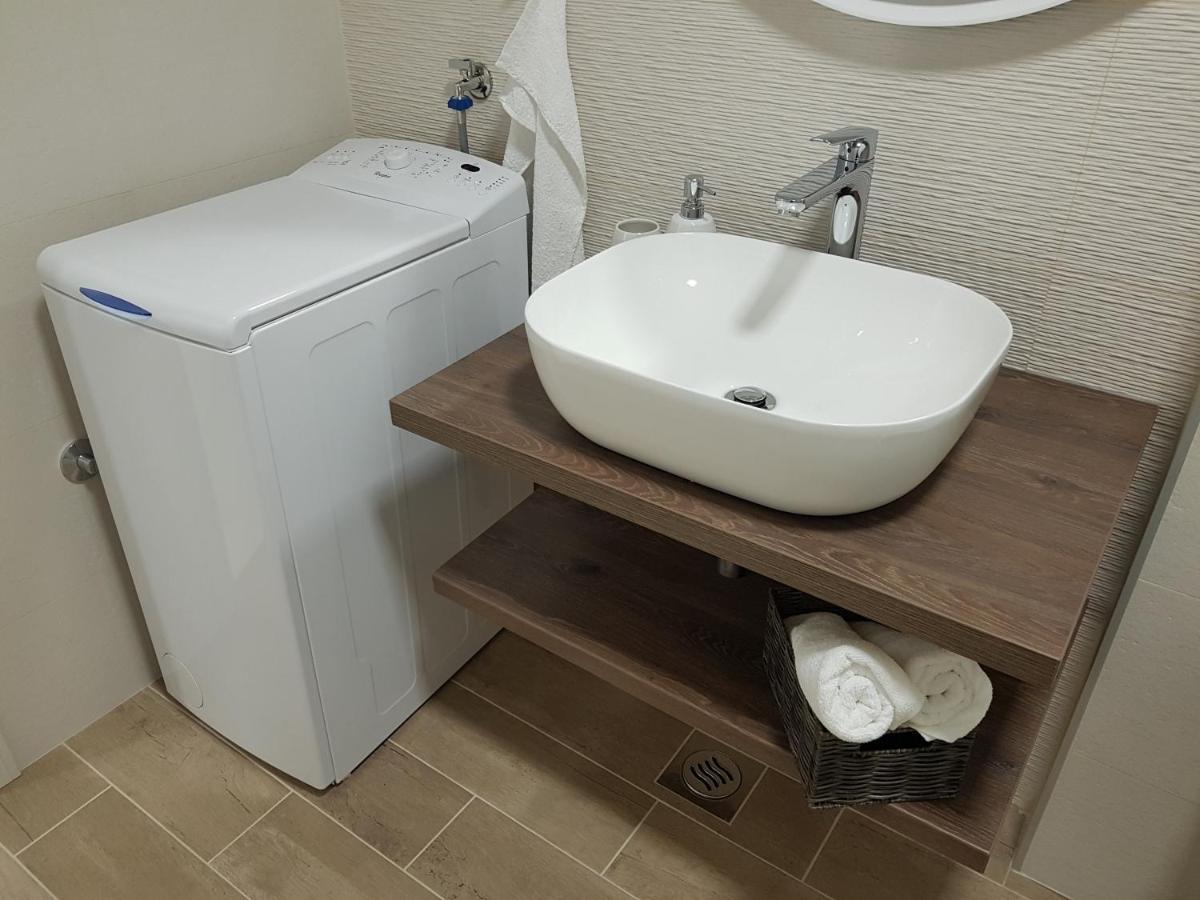 La Vista Apartments ميميتسا المظهر الخارجي الصورة