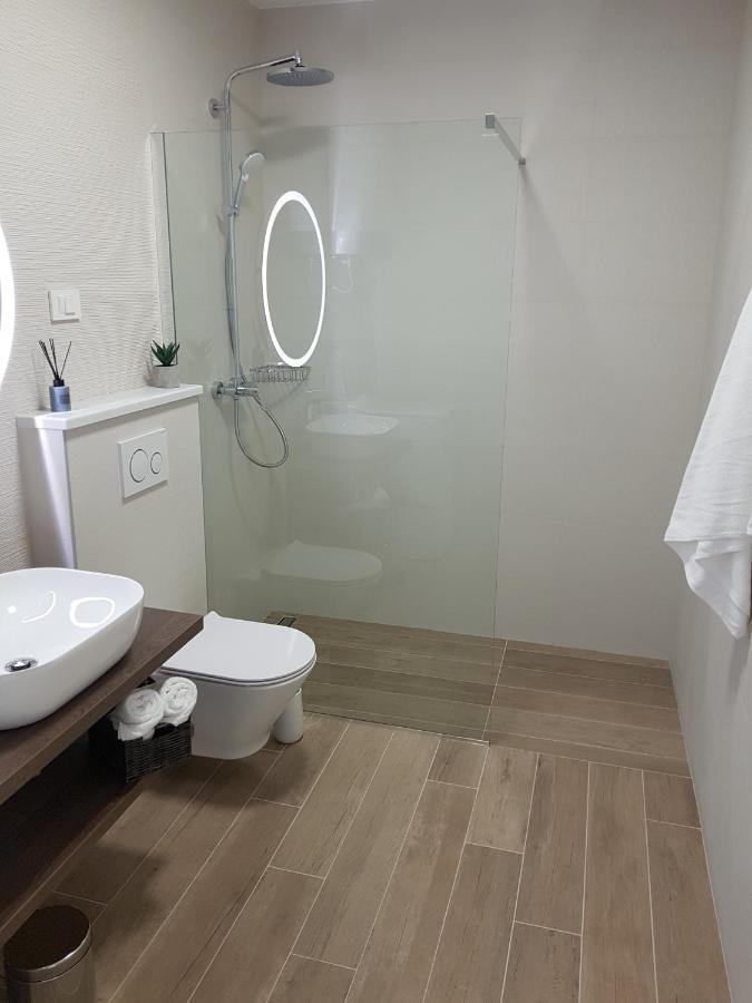 La Vista Apartments ميميتسا المظهر الخارجي الصورة