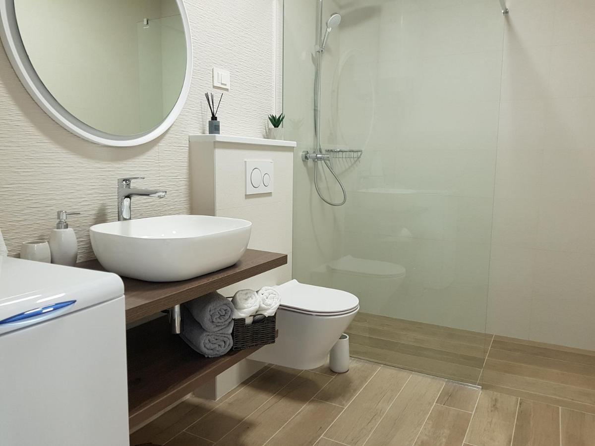 La Vista Apartments ميميتسا المظهر الخارجي الصورة